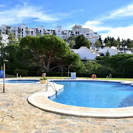 Sr La Cartuja Calahonda 2 Bdr With Sea View
