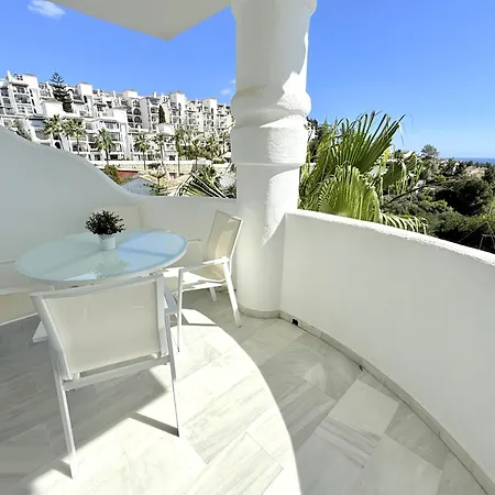 Sr La Cartuja Calahonda 2 Bdr With Sea View Apartment
